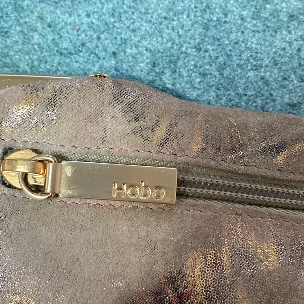 SOLD ‼️‼️Genuine HOBO The Lauren Suede Wallet Beige & Pink With Gold Effect EUC - Picture 8 of 12